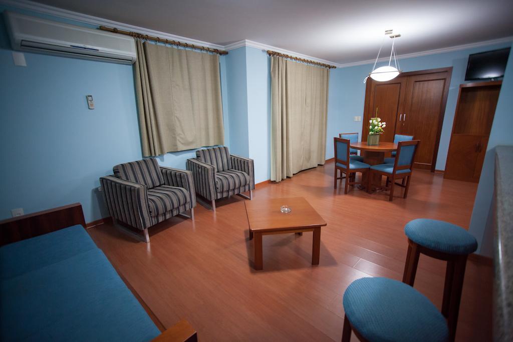Hotel Saint Louis Luís Eduardo Magalhães Zimmer foto